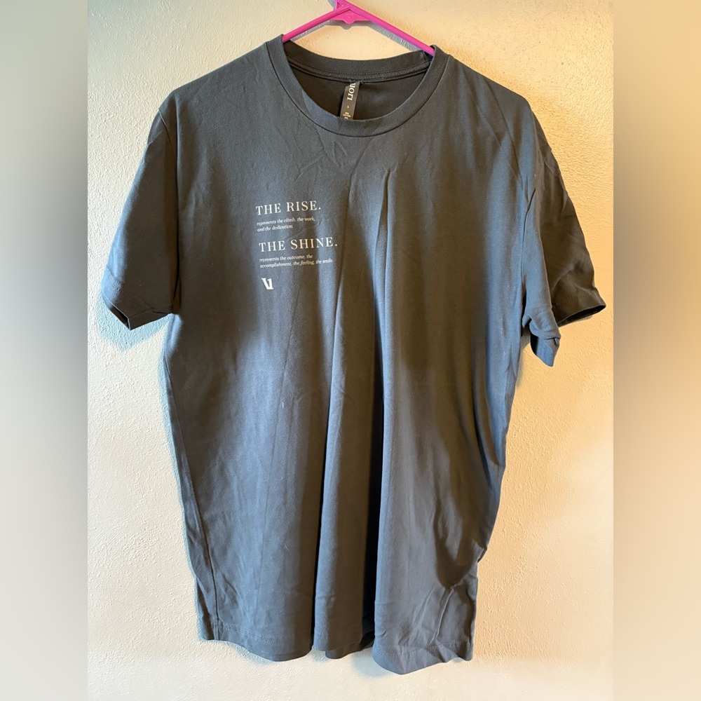 Vuori Charcoal Graphic Tee